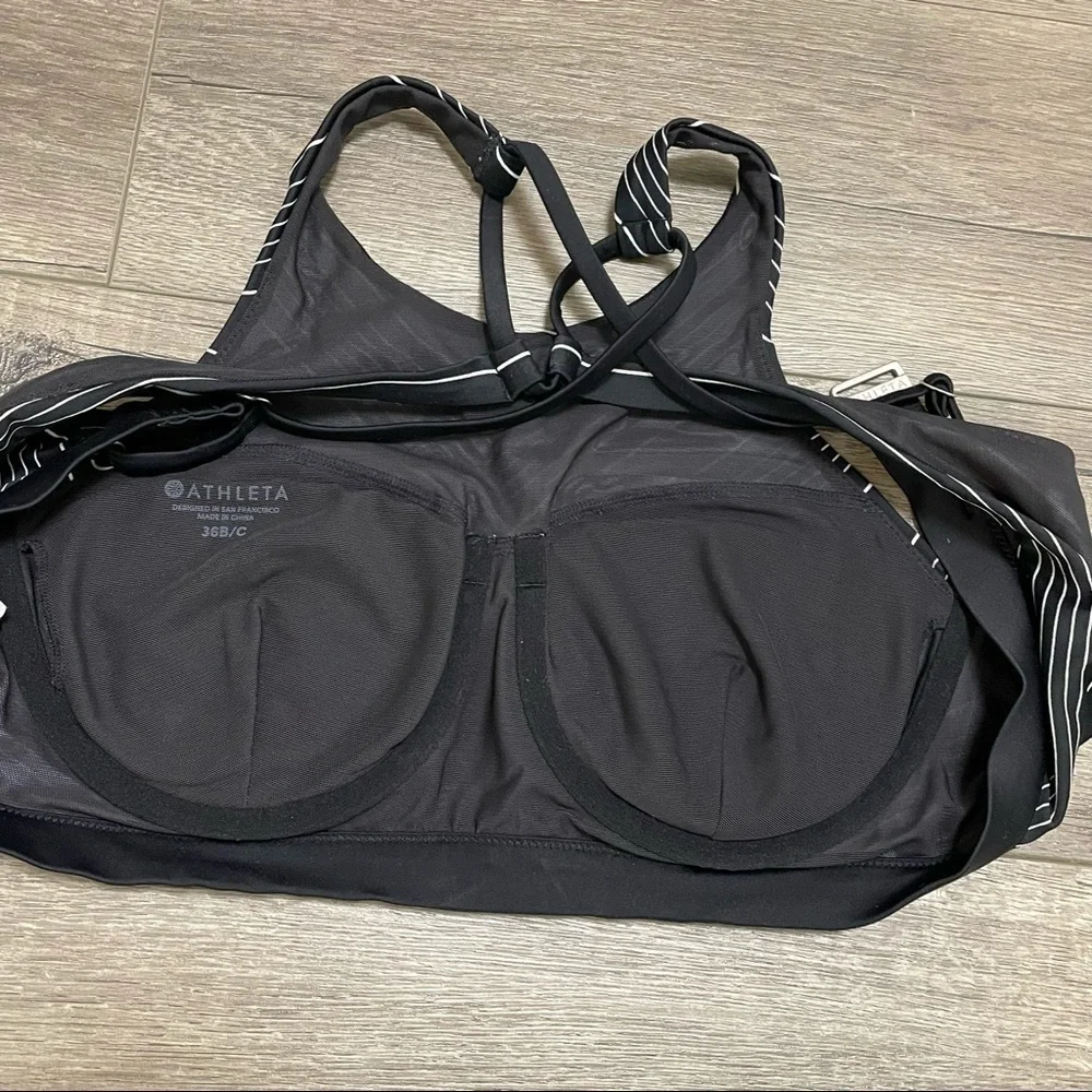 Athleta top chevron